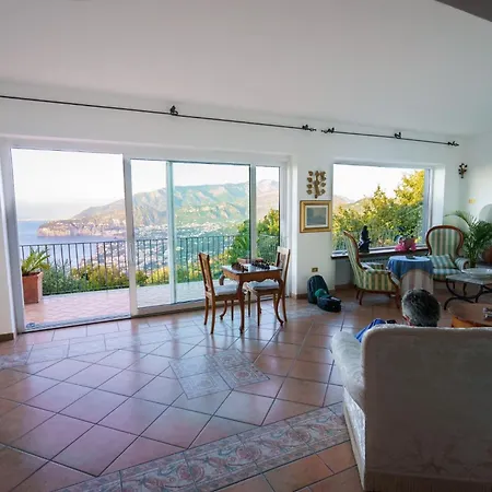 Villa Amore Rentals - Villa Masha Sorrento