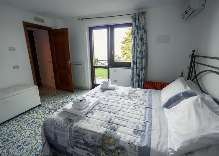 - Masha * Σορέντο